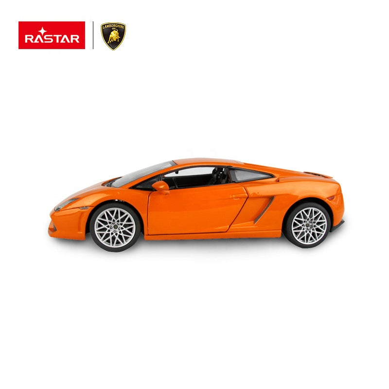 سيارة جالاردو مصبوبة بمقياس 1:40