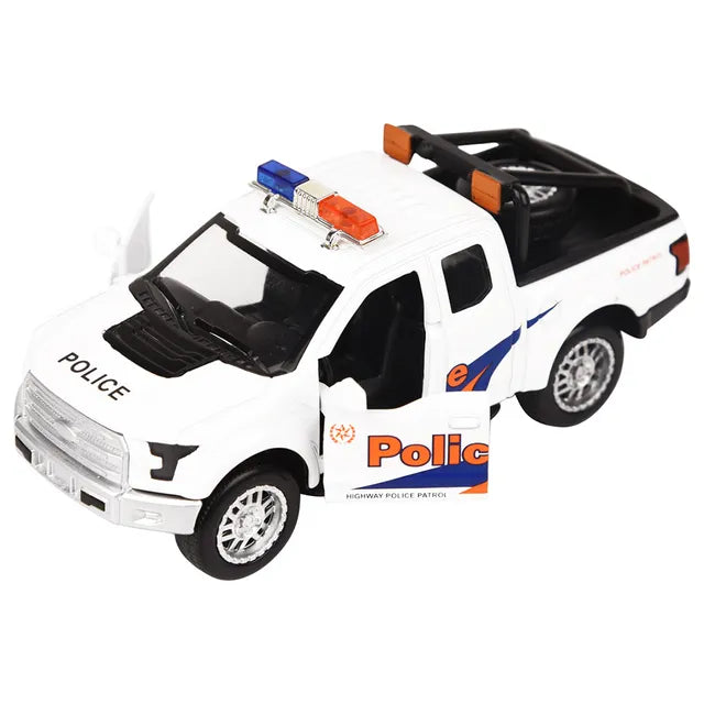 دايناميك سبورتس - سيارة رياضية معدنية دايكاست 1:36 - عدد 1