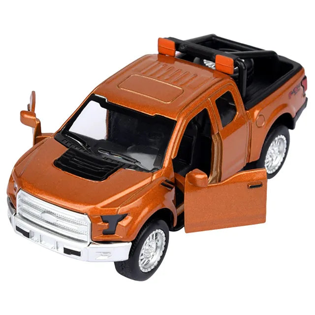 دايناميك سبورتس - سيارة SUV رياضية معدنية دايكاست 1:36 - عدد 1