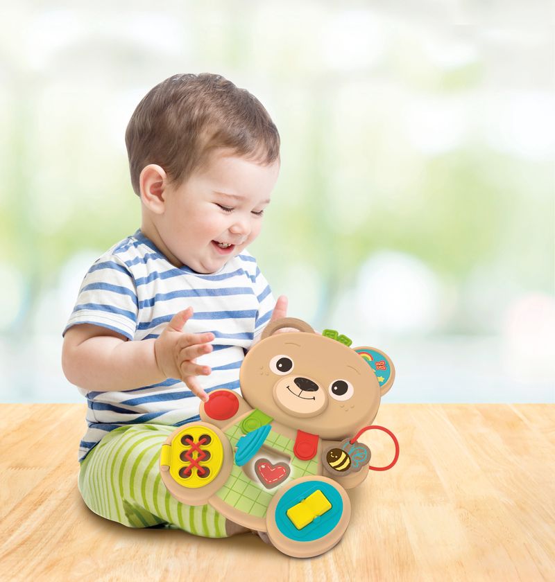 كليمنتوني مونتيسوري لوحة الدب المشغول