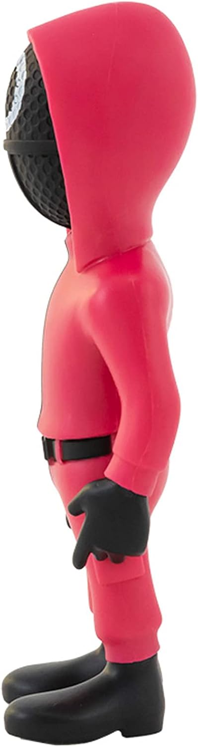 مجسم الحارس المقنّع من لعبة الحبار إصدار مينيكس