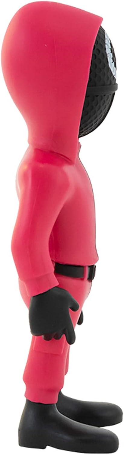 مجسم الحارس المقنّع من لعبة الحبار إصدار مينيكس